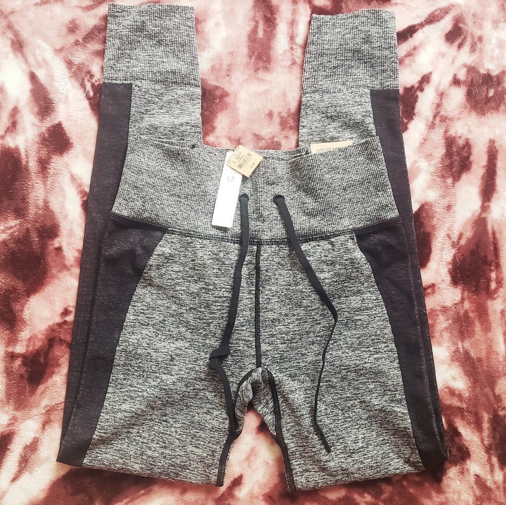 NWT PINK Seamless Campus Jogger